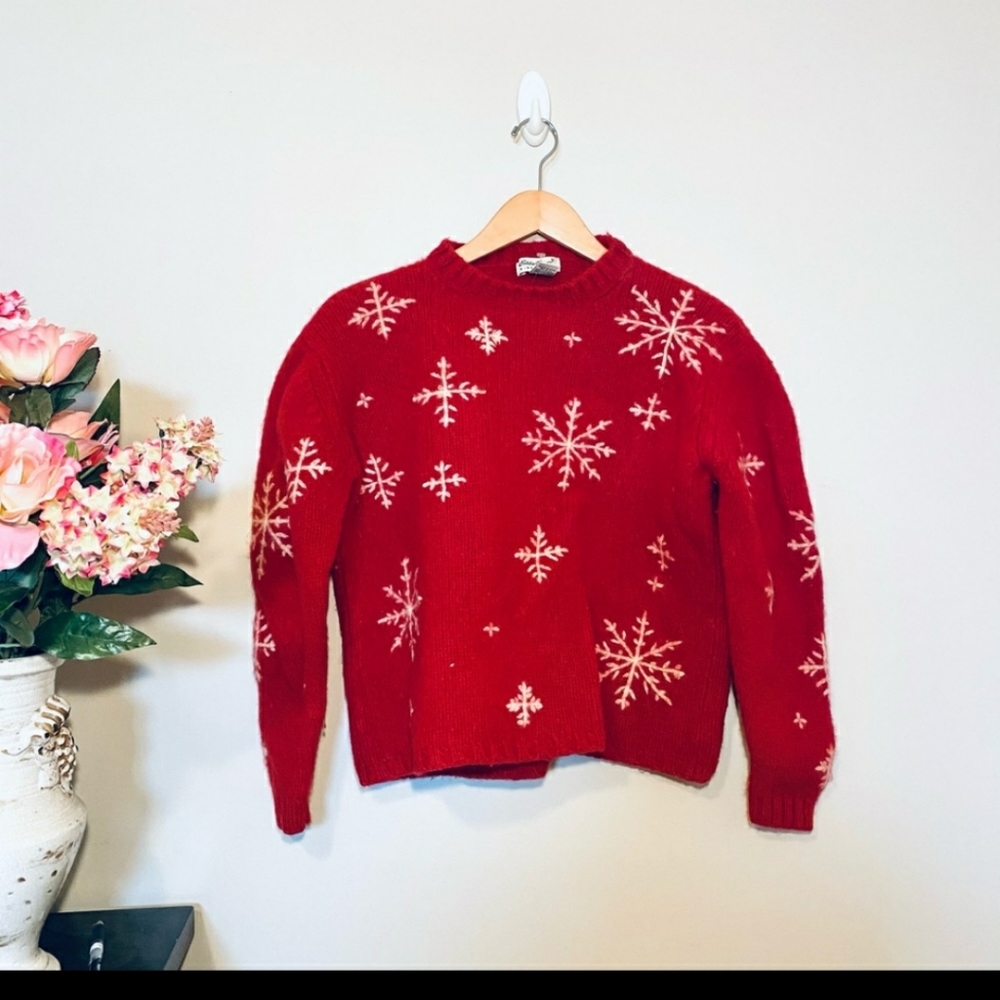 vtg EDDIE BAUER Wool Deep Red Snowflake Sweater